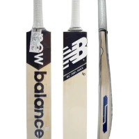 DC 700i Max Cricket Bat  -  H, English Willow