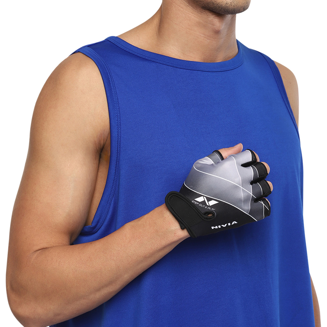 Nivia crystal cheap gym gloves