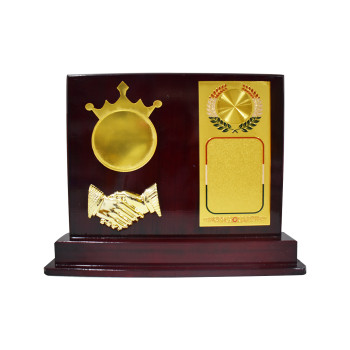 Hand 1000 Trophy  -  10.5 Inch, Gold,Brown